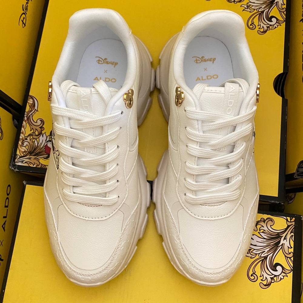 Disney X Aldo Jogger Sneaker Mickey and Minnie D100ztrainer New in box - Picture 4 of 10